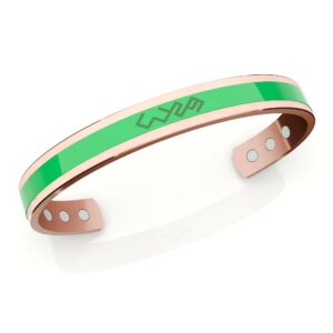 Bracciale in rame di colore verde con logo